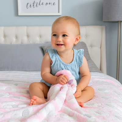 Couverture bebe assis rose